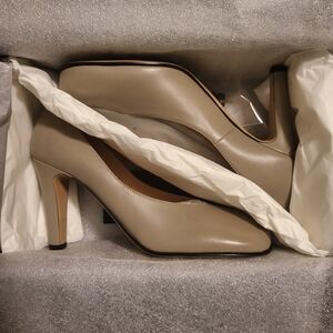 Bottega Veneta Taupe Heels